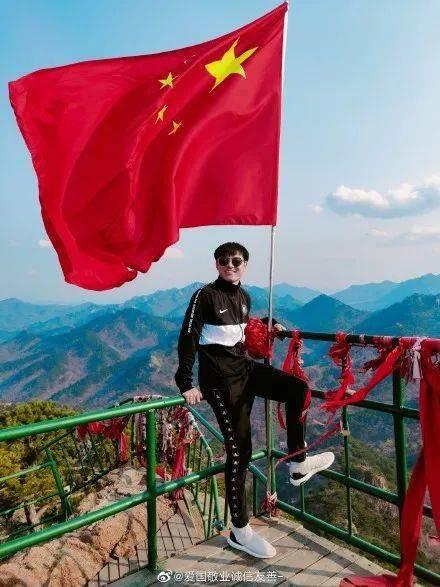 被困的小恶魔